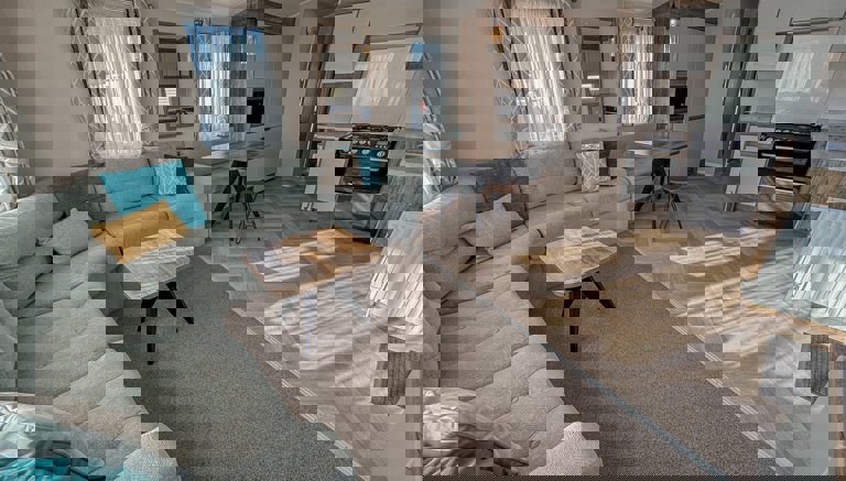 2022 Brookwood Lounge 2022 Brookwood Lounge