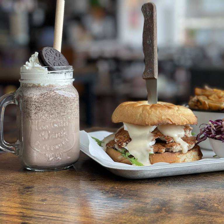 Burger & Milkshake at Eat Me