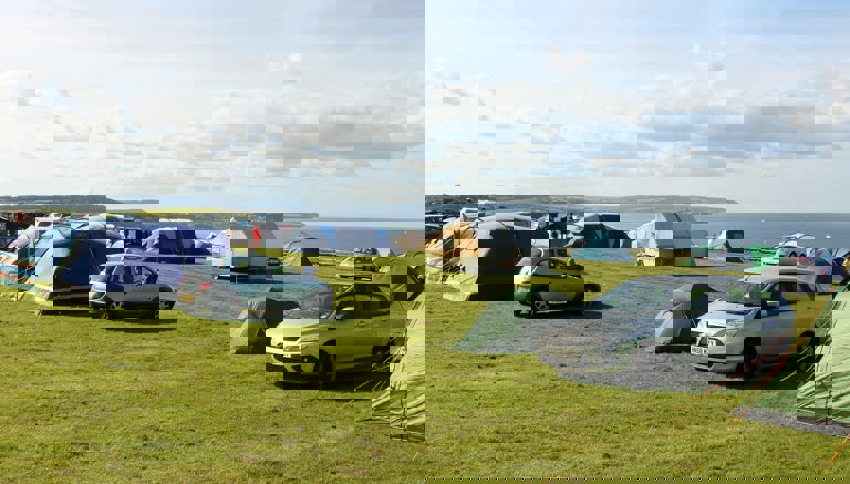 Camping at Crows Nest Camping at Crows Nest