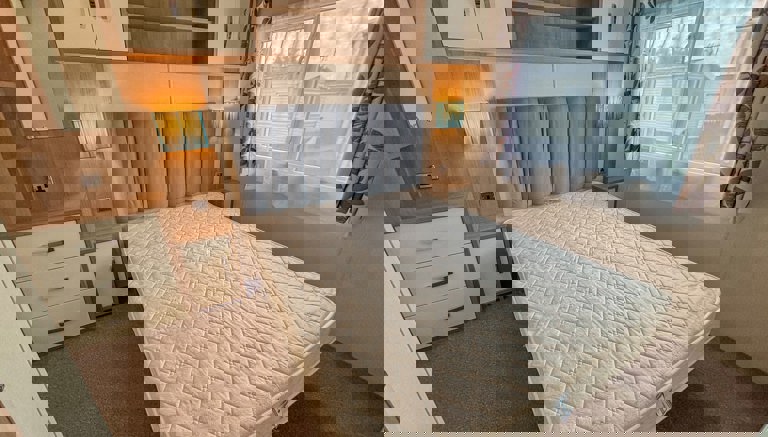 Cascade Main Bedroom