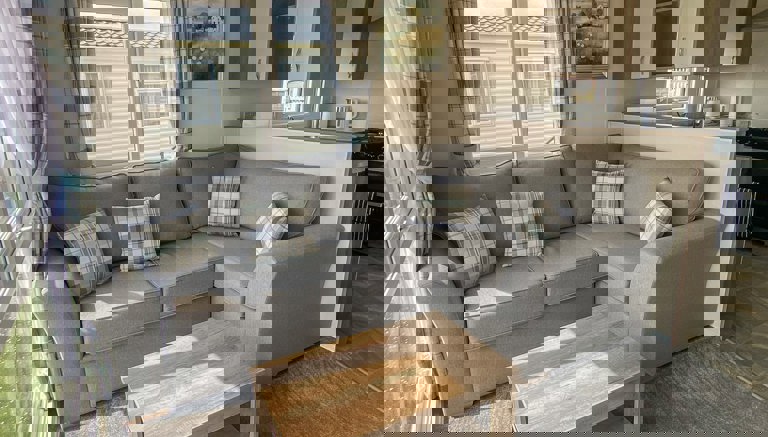 Seamist Lounge