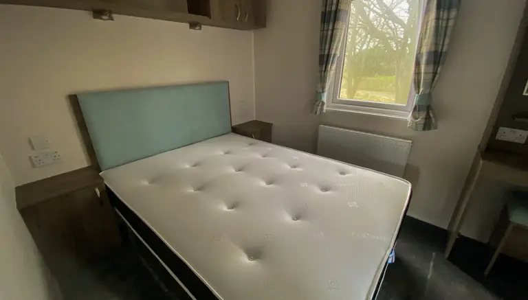 Love Seamist Main Bedroom