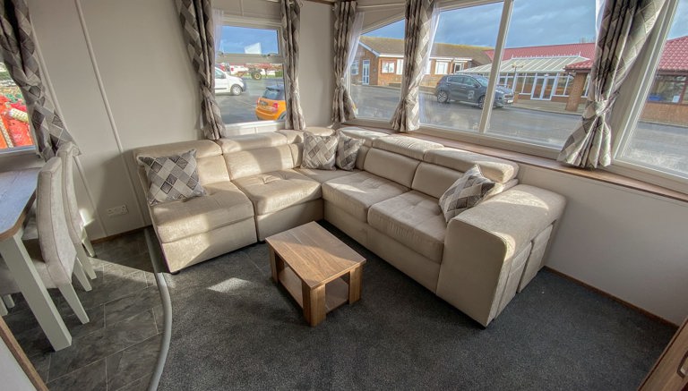 Oakdale 36' Adjustable Sofa