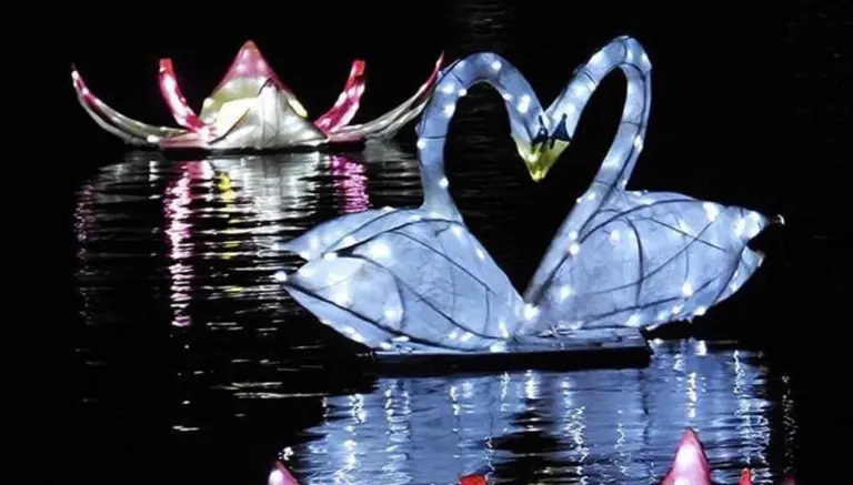 Moonlight on the Lake at Peasholm Park