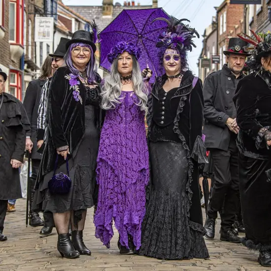 Whitby Goth Weekend - Autumn Whitby Goth Weekend - Autumn