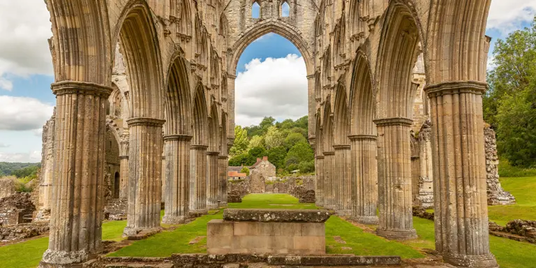 Discover Yorkshire's Heritage Sites