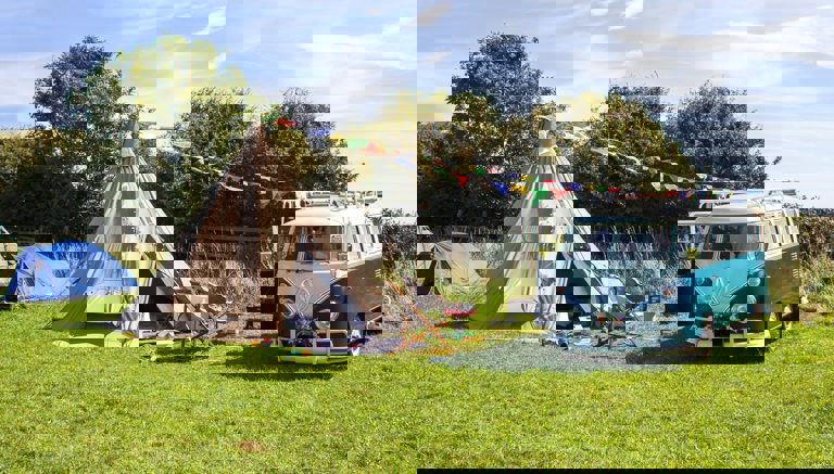 Camping at Crows Nest - Overflow Field Camping at Crows Nest - Overflow Field