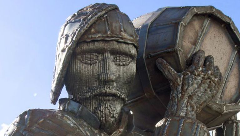 Smuggler Statue in Scarborough