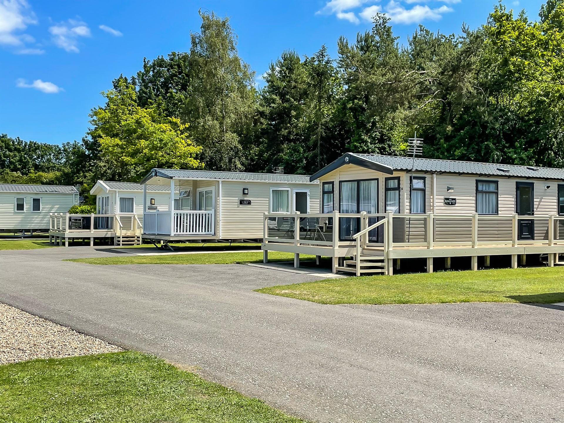 Caravan Hire & Touring Caravan Holidays near Malton, Helmsley and York -  Robin Hood Caravan Park - Crows Nest Holidays