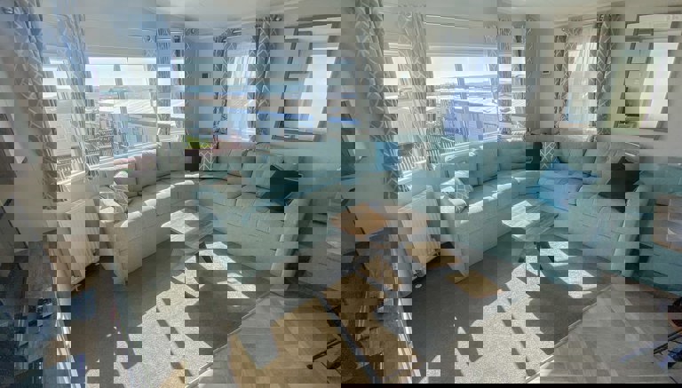 Brookwood Lounge 2