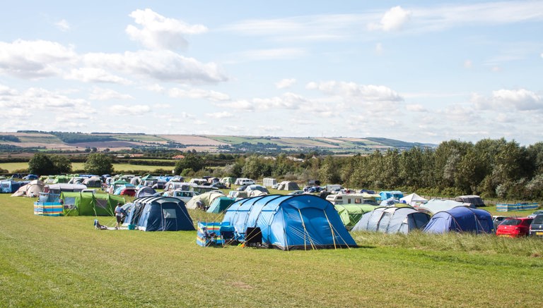 Camping at Crows Nest - Overflow Field