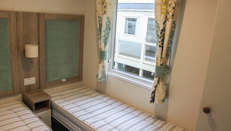 St David Twin Room
