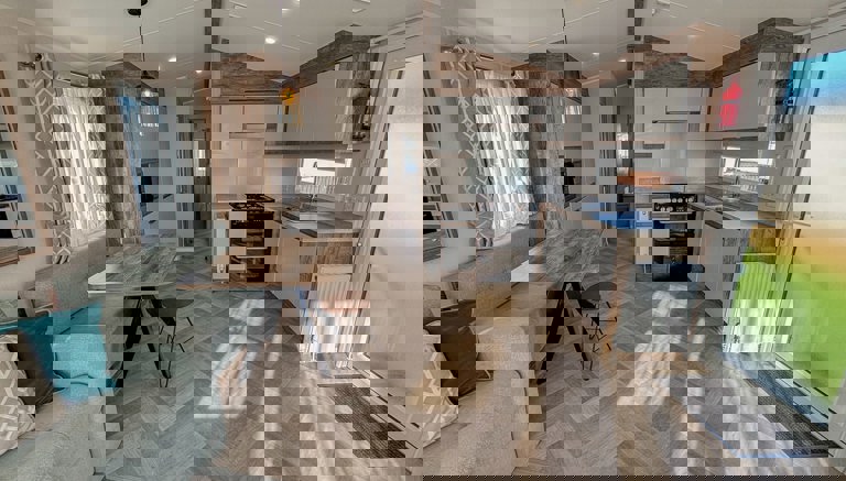 2022 Brookwood Kitchen Dining